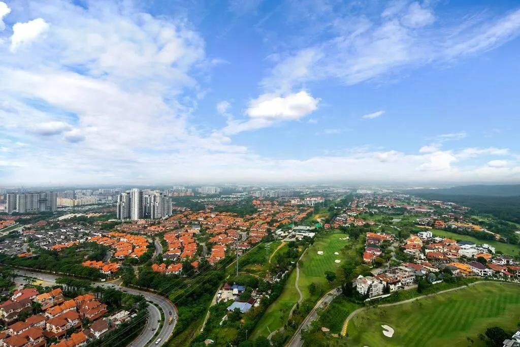 Lumi Tropicana Netflix Cityview Balcony Muji 6Pax Petaling Jaya 0*,