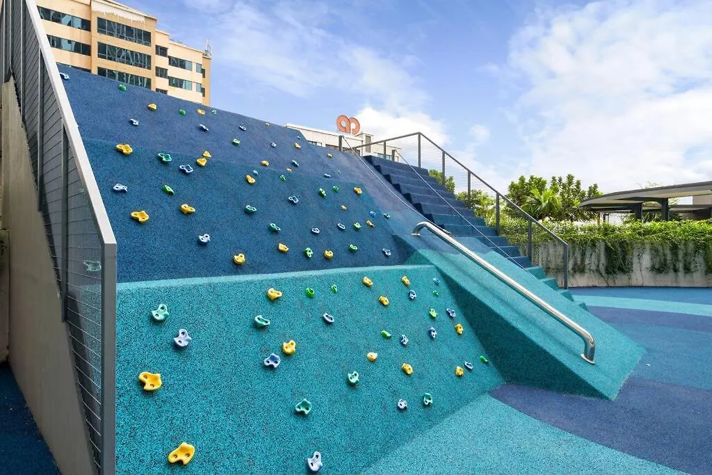 Lumi Tropicana Netflix Cityview Balcony Muji 6Pax Petaling Jaya Apartament