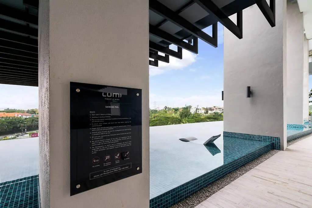 Lumi Tropicana Netflix Cityview Balcony Muji 6Pax Petaling Jaya