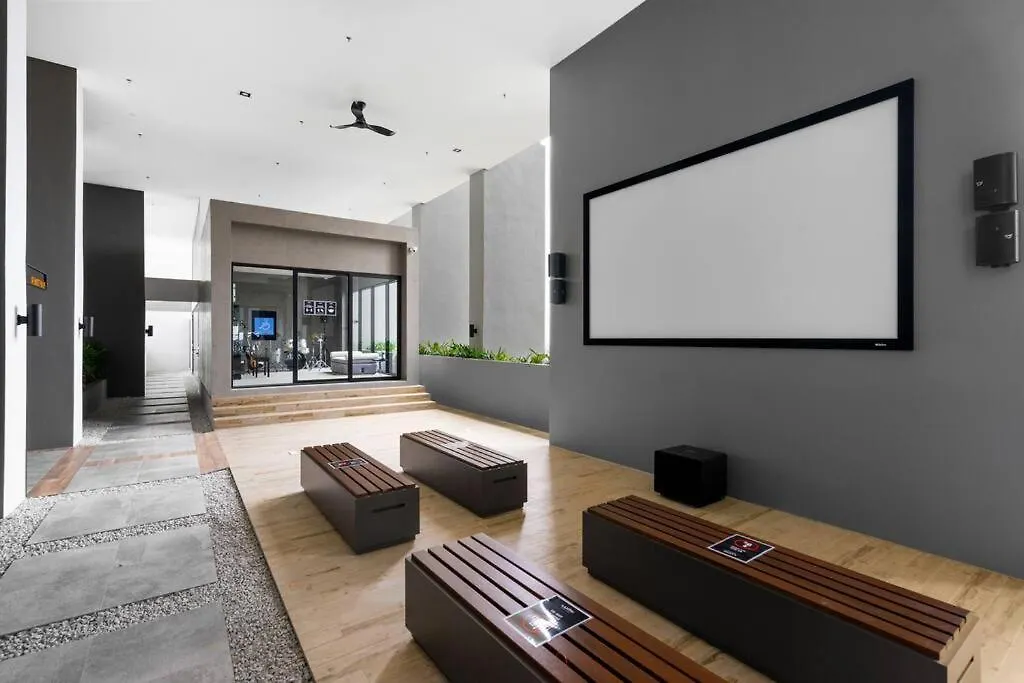 Lumi Tropicana Netflix Cityview Balcony Muji 6Pax Petaling Jaya