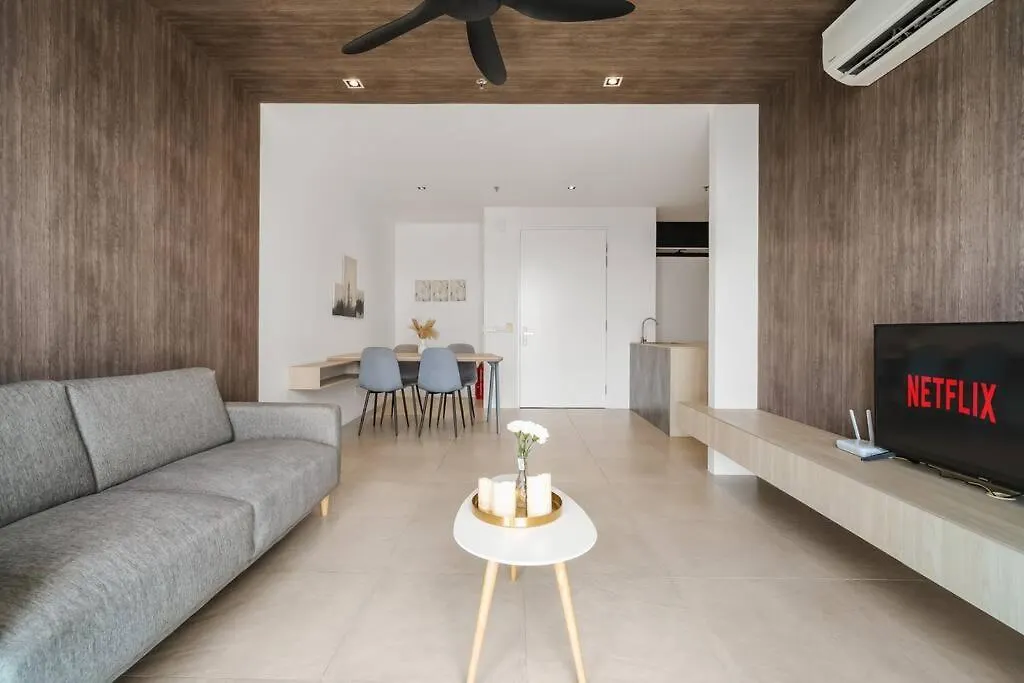 Lumi Tropicana Netflix Cityview Balcony Muji 6Pax Petaling Jaya